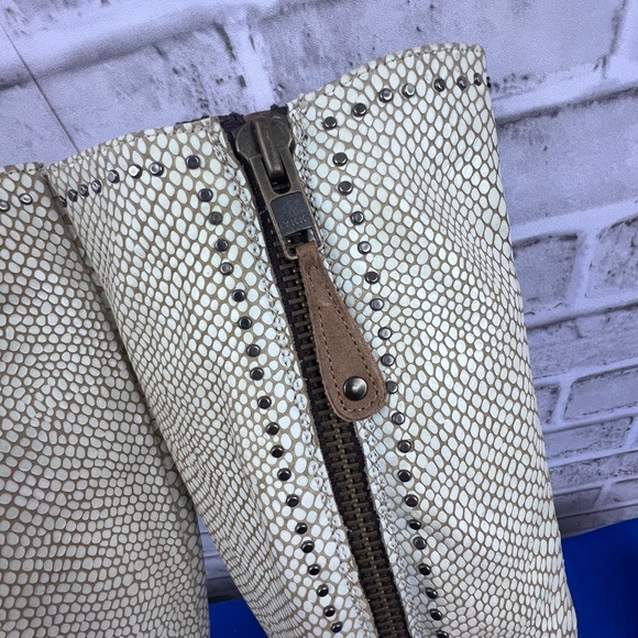 🦅NEW |•FREEBIRD BY STEVEN•| Carson White Snake Knee High Boots Size 8 - Picture 9 of 16